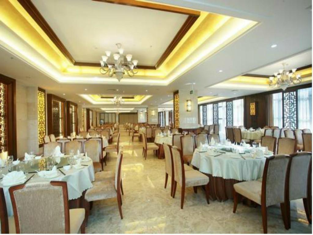 סניה Kangte Wangfu Hotel Of Resort And Conference מראה חיצוני תמונה